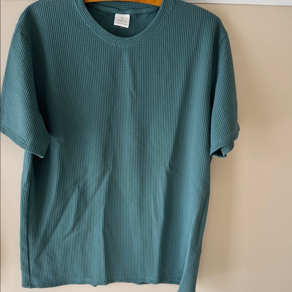 Bundle of LANDS’ END Striped Women Short Sleeve Shirt & Green Waffle Knit Shirt - Picture 9 of 11